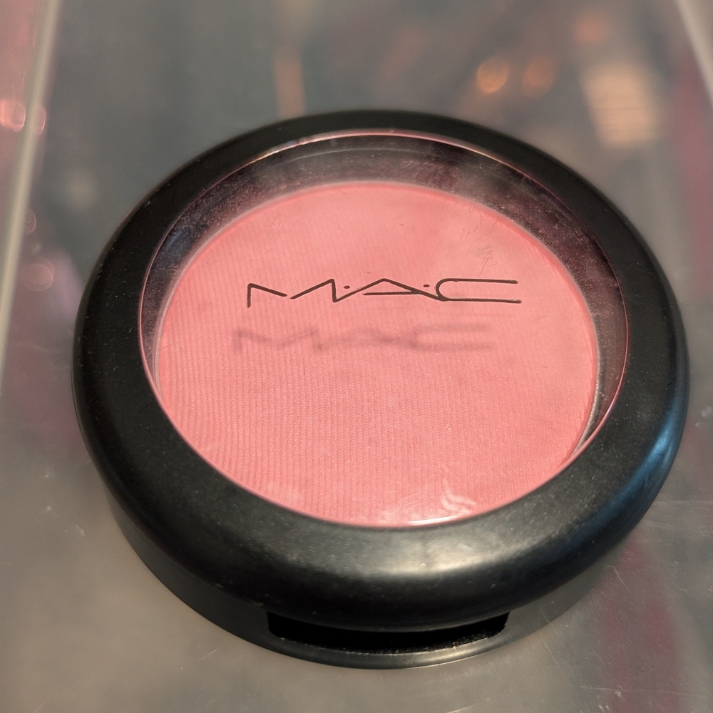 MAC Cosmetics Pink Blush Powder Compact